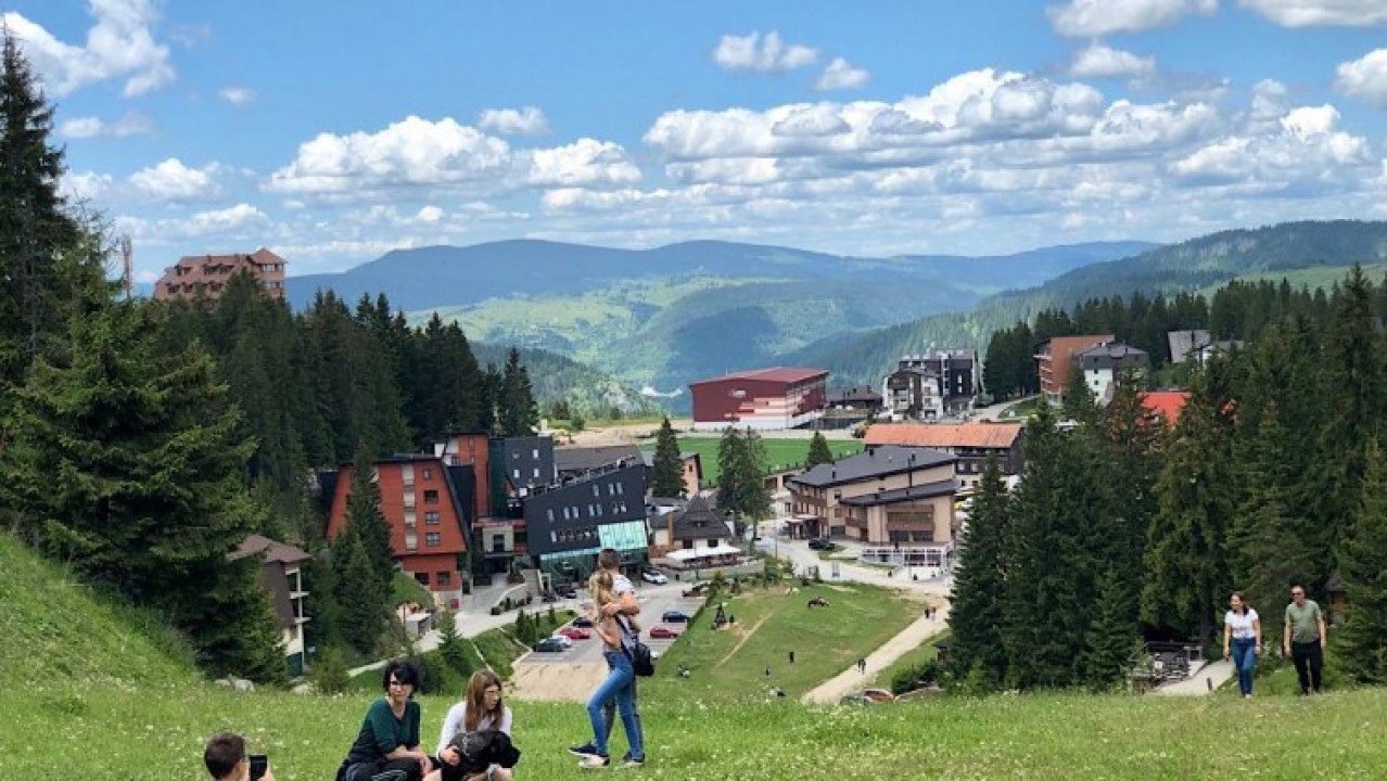 Travnik, Planinarenje Vlašić planine